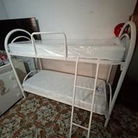 LETTO A CASTELLO CON MATERASSI E CUSCINI 