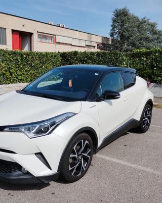 YARIS C-HR 1.8H STYLE MY17