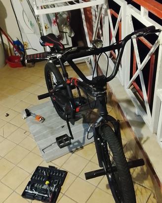 BMX GLOBUS 
