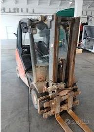 Muletto carrello elevatore diesel 2500kg Linde