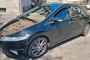 Honda Civic 1.8 i-VTEC 5p. Exclusive LH i-P