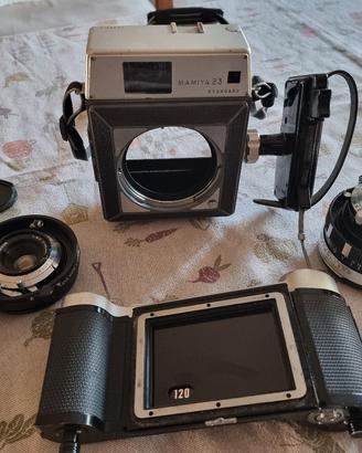Mamiya 23 standard + due ottiche + dorso 6x9