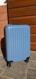 valigia trolley con ruote