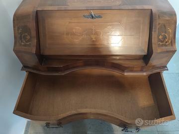 SCRITTOIO ANTICO e TELEFONO