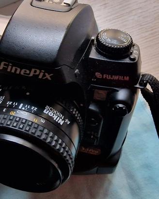 FUJI  FinePix S3 Pro  Nikon AF 50 1,8 Nikon 12-24