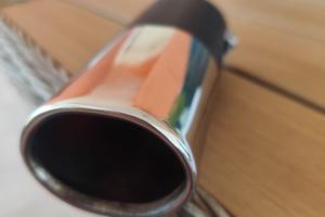 Terminale di scarico ovale cromato in acciaio inox