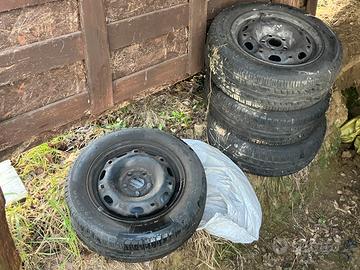 Set cerchi e gomme per Polo