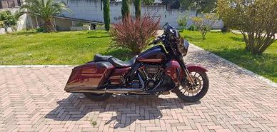 Harley-Davidson Street Glide CVO FLHXSE MY2019