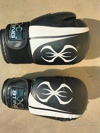 Guanti boxe