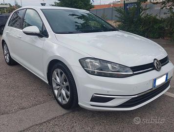 VOLKSWAGEN Golf 1.6 TDI 115CV DSG Highline Executi