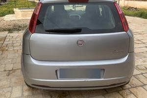 Grande punto 1,2 benzina 5 porte- neopatentati