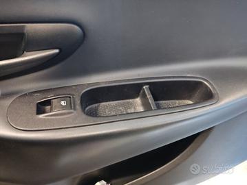 Comando vetri ant dx LANCIA YPSILON del 2017