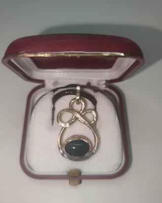 Collana quadrifoglio con pietra di giada Trento 