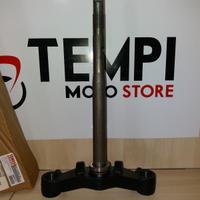 Piastra forcella inefriore Majesty 125-180-150