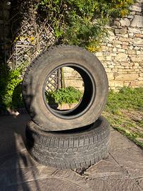 Coppia 235/T0R16 106H