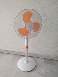 Ventilatore con piantana 