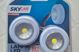 due luci a LED a batteria nuove