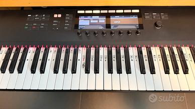 Komplete Kontrol S61 MK2 – Tastiera MIDI 61 tasti