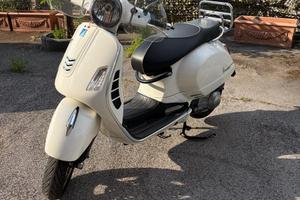 Vespa GTS super 3000 18.200km