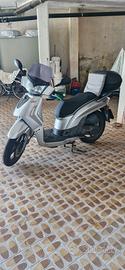 Scooter KIMKO 200 