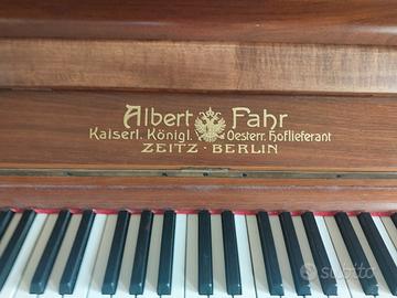 PIANOFORTE VERTICALE 