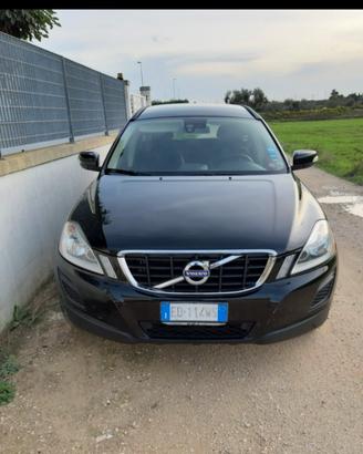 volvo xc60 2010
