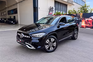 MERCEDES-BENZ GLA 200 d Automatic AMG Line Premi