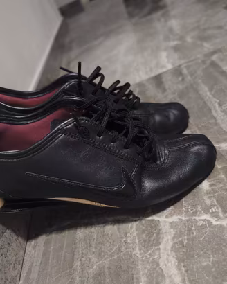 Nike shox rivalry pelle nera 40