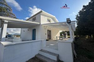 Villa di 100 m² con 5 locali a Alcamo