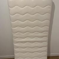 Materasso bimbi con coprimaterasso