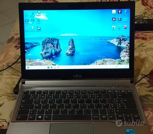 Fujitsu Lifebook E546 i3 6100u+ssd 256gb+8gb ddr4