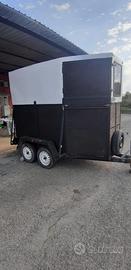 Trailer rimorchio cavalli