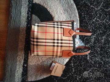 Burberry originala