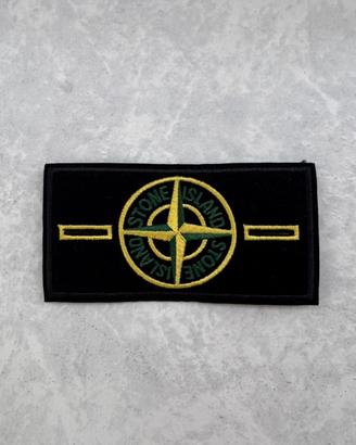 Set Ricambi Stone Island: 1 Badge e 2 Bottoni