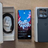 Motorola G86 5G con accessori