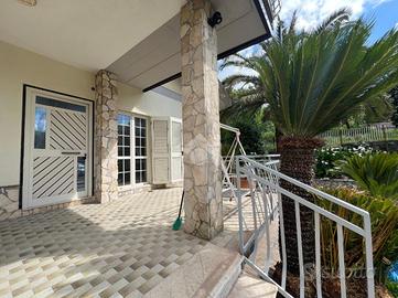 VILLA SINGOLA A AIELLO DEL SABATO