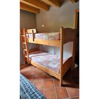 Letti a castello in legno massello con materassi i
