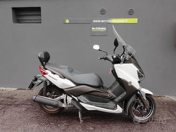 Yamaha X-Max 250