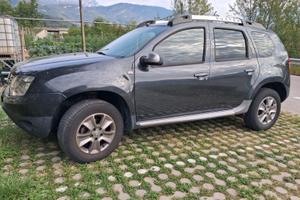 Dacia Duster 4x4 laureate