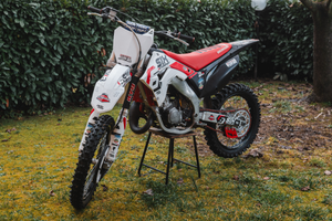 Honda cr 125 motocross
