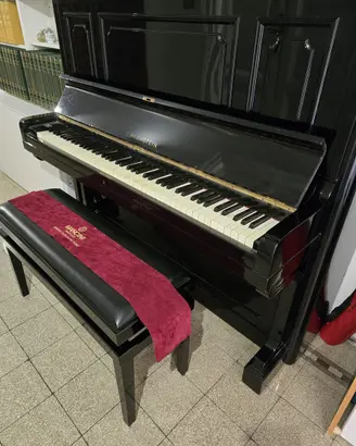 Pianoforte a muro Bechstein tasti in avorio