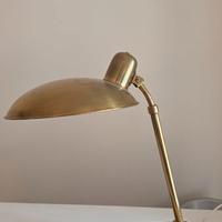 Lampada da tavolo vintage con struttura in ottone