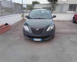 LANCIA Ypsilon 1.2 69 CV 5 porte Silver