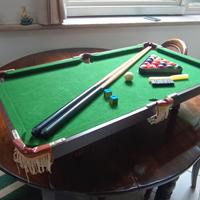 Biliardo da tavolo completo con accessori