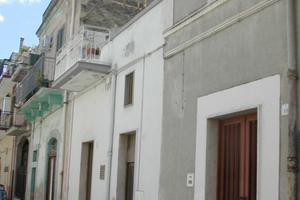 Privato vende casa indipendente