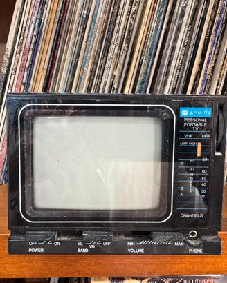 Mini televisore portatile Alpha tek