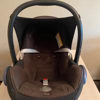 Ovetto Auto Maxi-Cosi Cabriofix