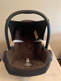Ovetto Auto Maxi-Cosi Cabriofix