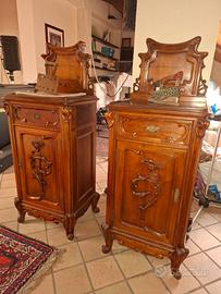 Coppia di comodini siciliani.