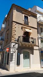 ? centralissimo bilocale ristrutturato/arredato i